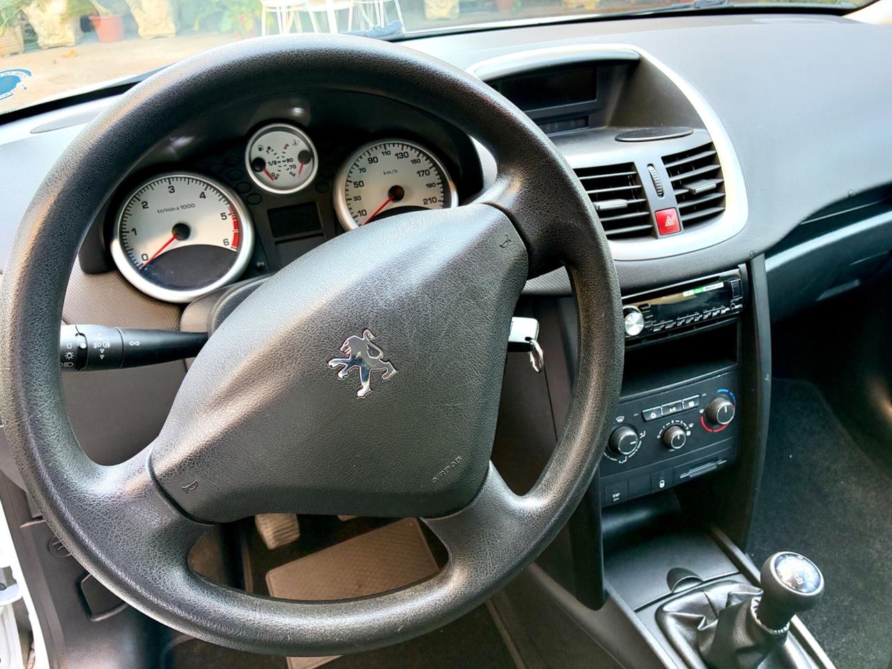 Peugeot 207 1.4 HDi 70CV FAP 5p. XS