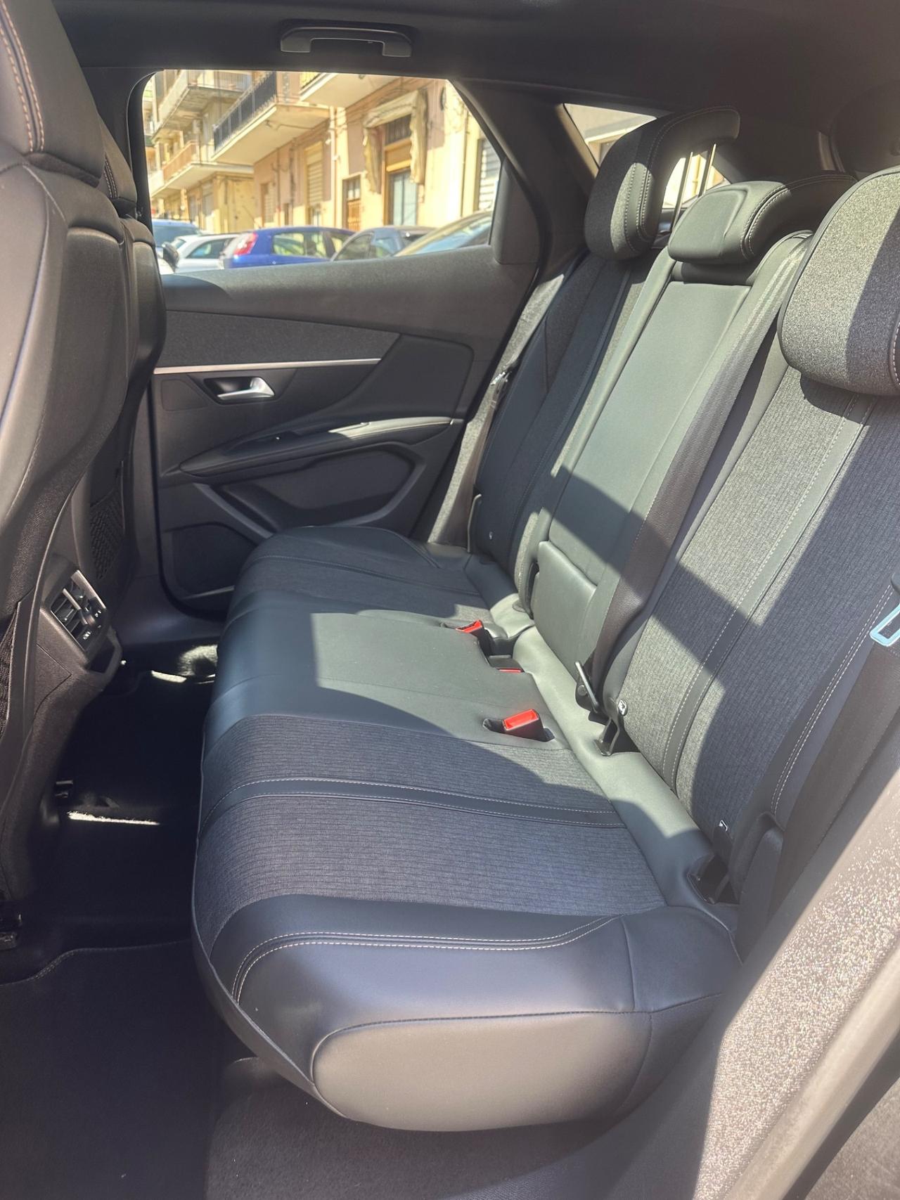 Peugeot 3008 BlueHDi 130 GT Line 3/2019 KM 122728 CERT 1PROP