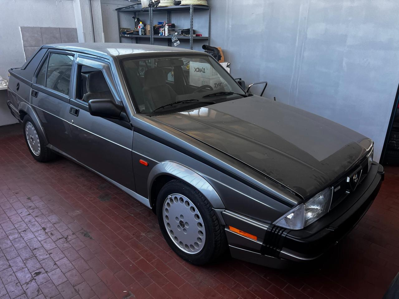 Alfa Romeo 75 1.8i turbo America