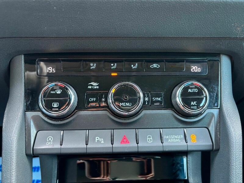 SKODA Karoq Karoq 2.0 TDI SCR 4x4 DSG Executive