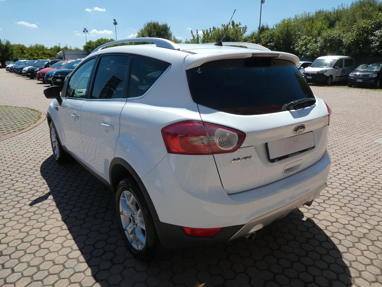 Ford Kuga Kuga+ 2.0 TDCi 140 CV 2WD DPF