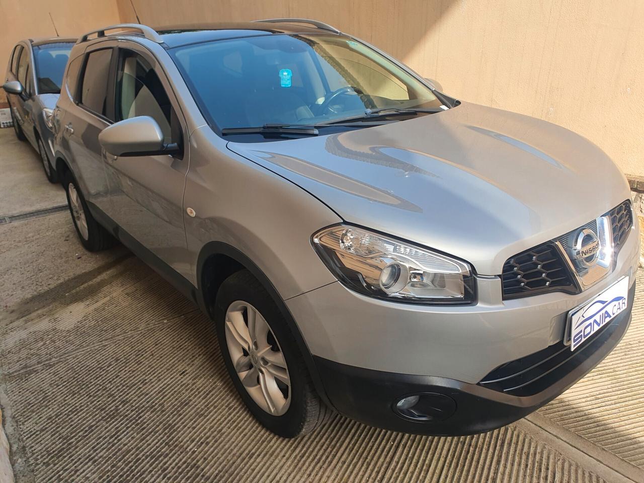 Nissan Qashqai Qashqai 2 2.0 dCi DPF n-tec 7 posti