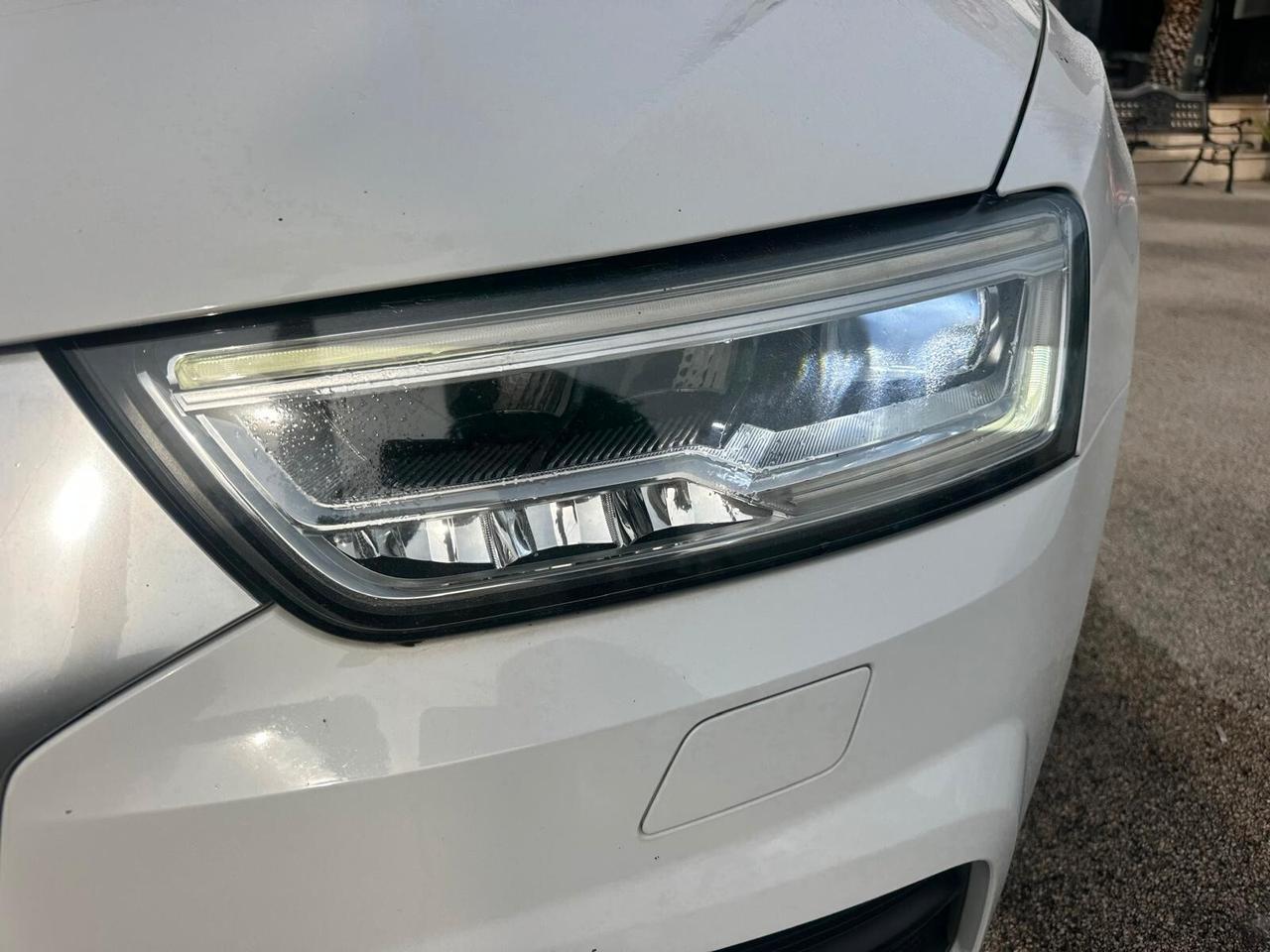 Audi Q3 2.0 TDI 150 CV Business