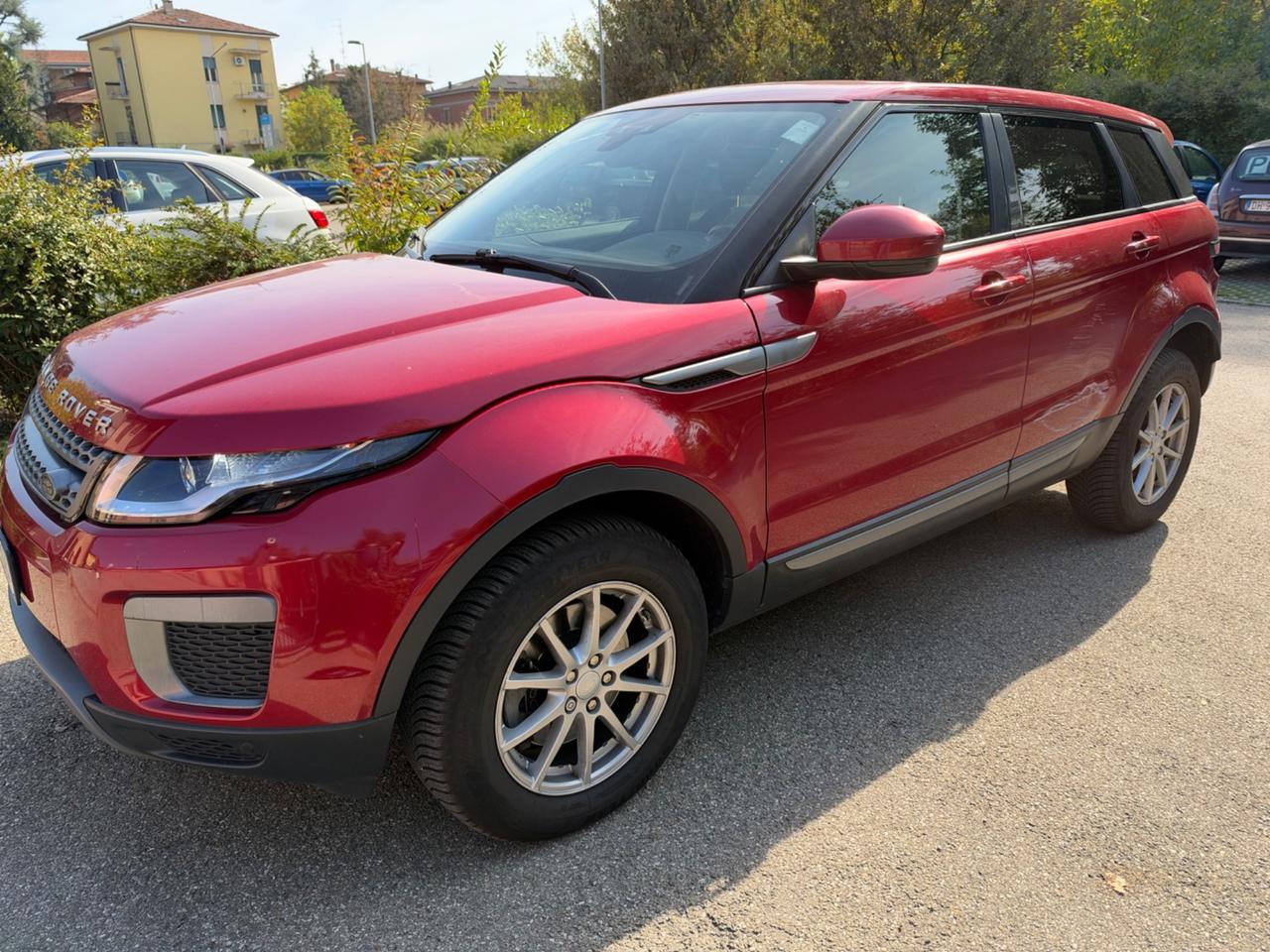 Land Rover Range Evoque 2.0 TD4 180 CV 5p. Pure
