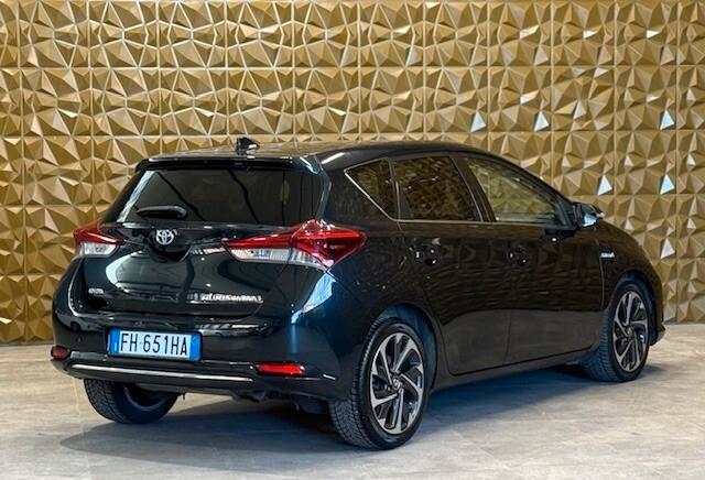 Toyota Auris 1.8 Hybrid Business