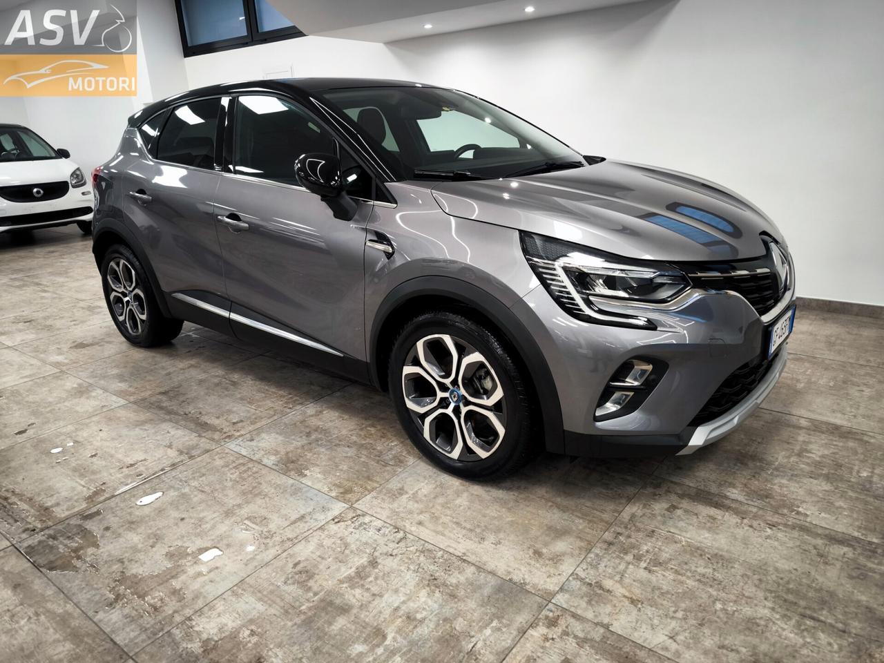 Renault Captur Plug-in Hybrid E-Tech 160 CV Intens