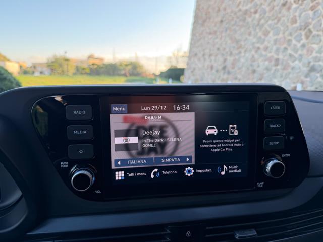 HYUNDAI i20 1.2 MPI CONNECTLINE+VIRTUAL+NAVI+RCAM+PDC