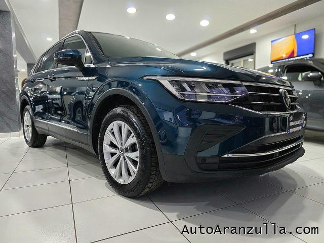 VOLKSWAGEN Tiguan 2.0 TDI 122CV SCR Life Navi - Fari Led