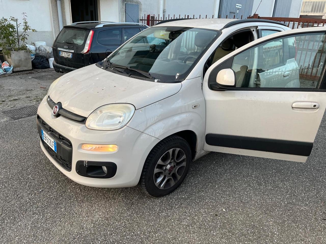 Fiat Panda 0.9 TwinAir Turbo S&S Lounge (cambio automatico roto)