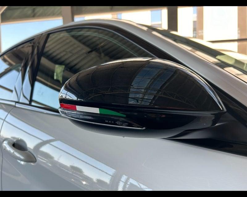 Alfa Romeo Giulia 2.2 Turbodiesel 210 CV AT8 AWD Q4 Tributo Italiano