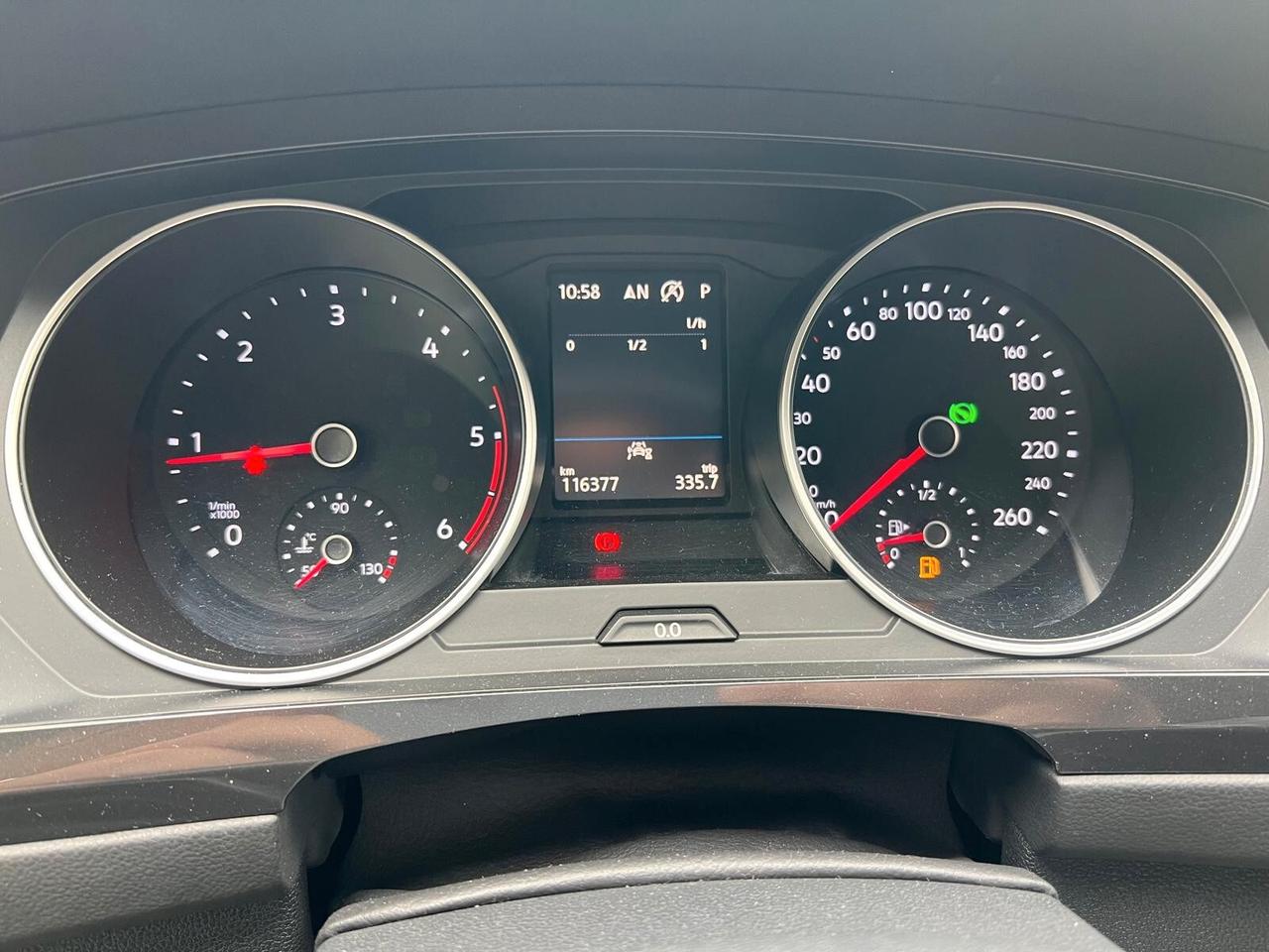 Volkswagen Tiguan 2.0 TDI SCR DSG 4MOTION Business BMT