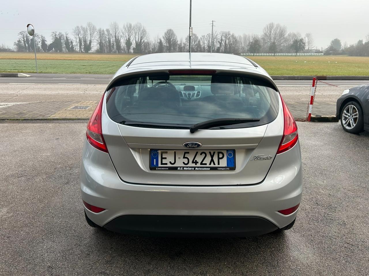 FORD FIESTA 1.2 82CV Ikon 5p. - OK NEOPATENTATI