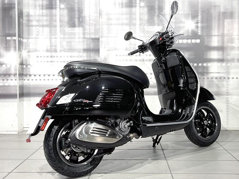 Piaggio GTS 300 Super HPE ABS