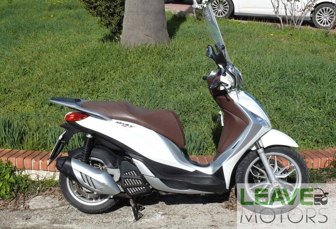 Piaggio Medley 125 Parabrezza
