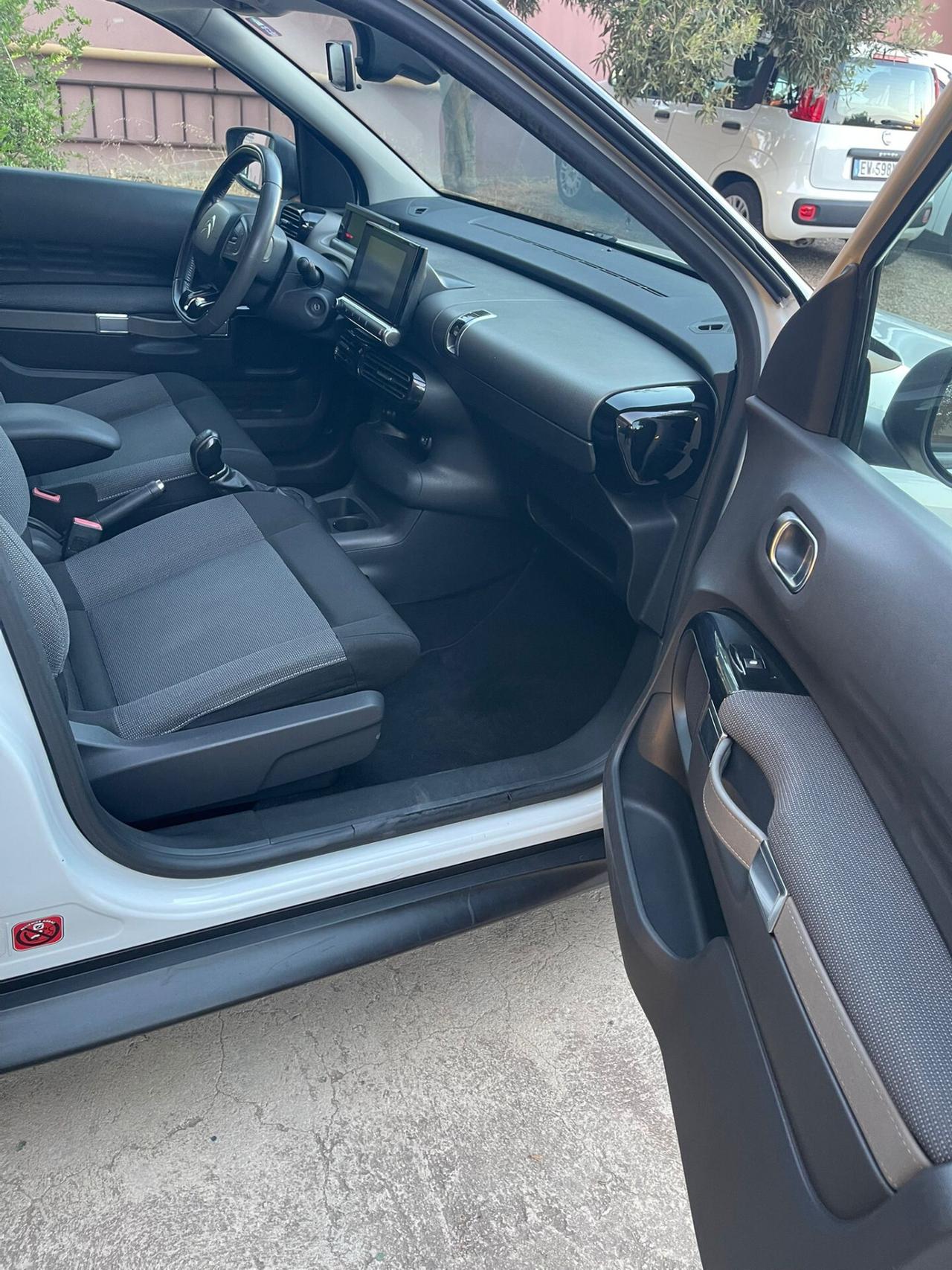 Citroen C4 Cactus BlueHDi 100 S&S Shine