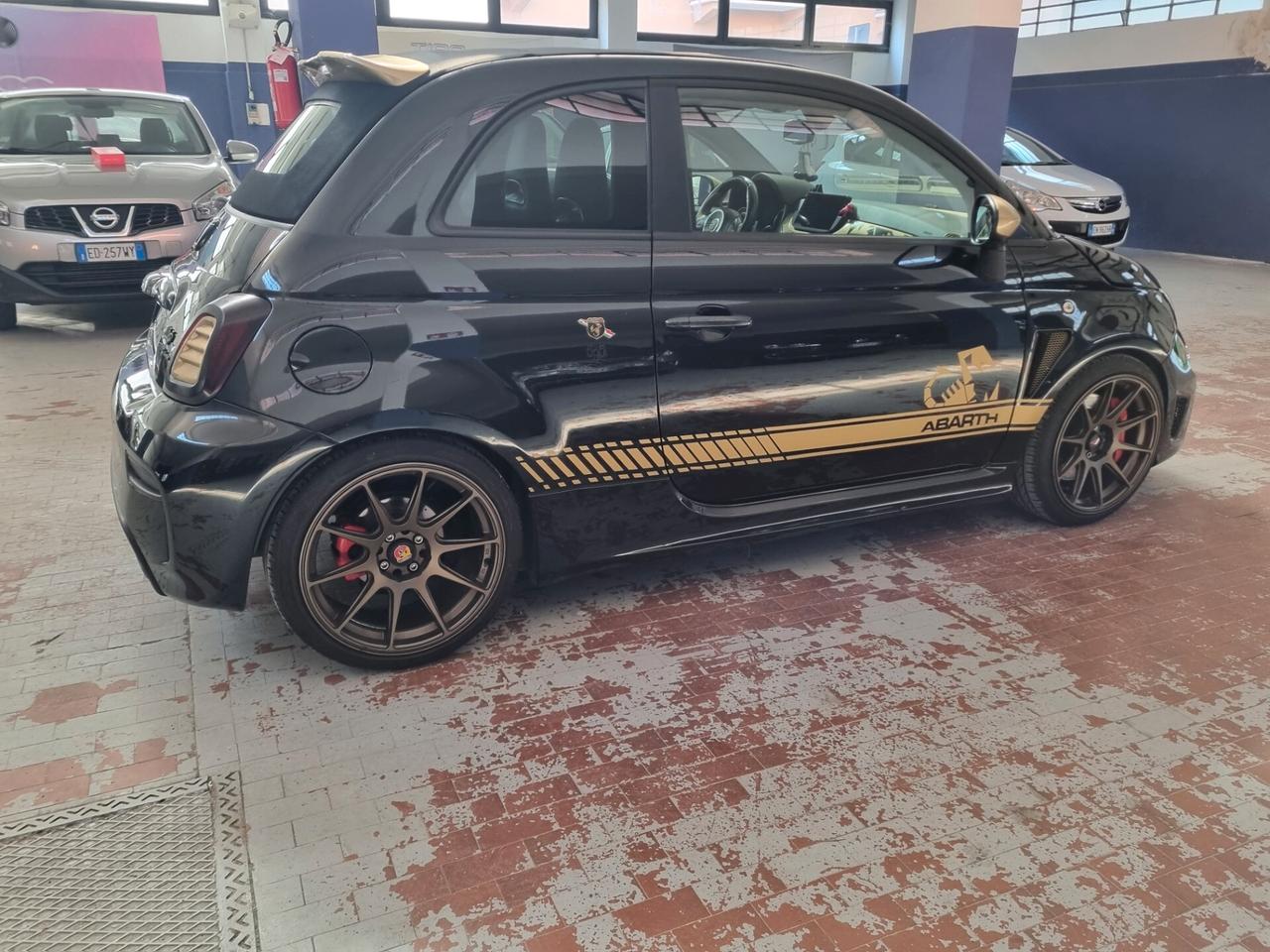 Abarth 595 C 1.4 Turbo T-Jet 160 CV MTA Competizione