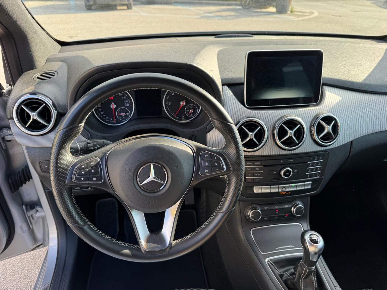 Mercedes-benz B 200 d Sport