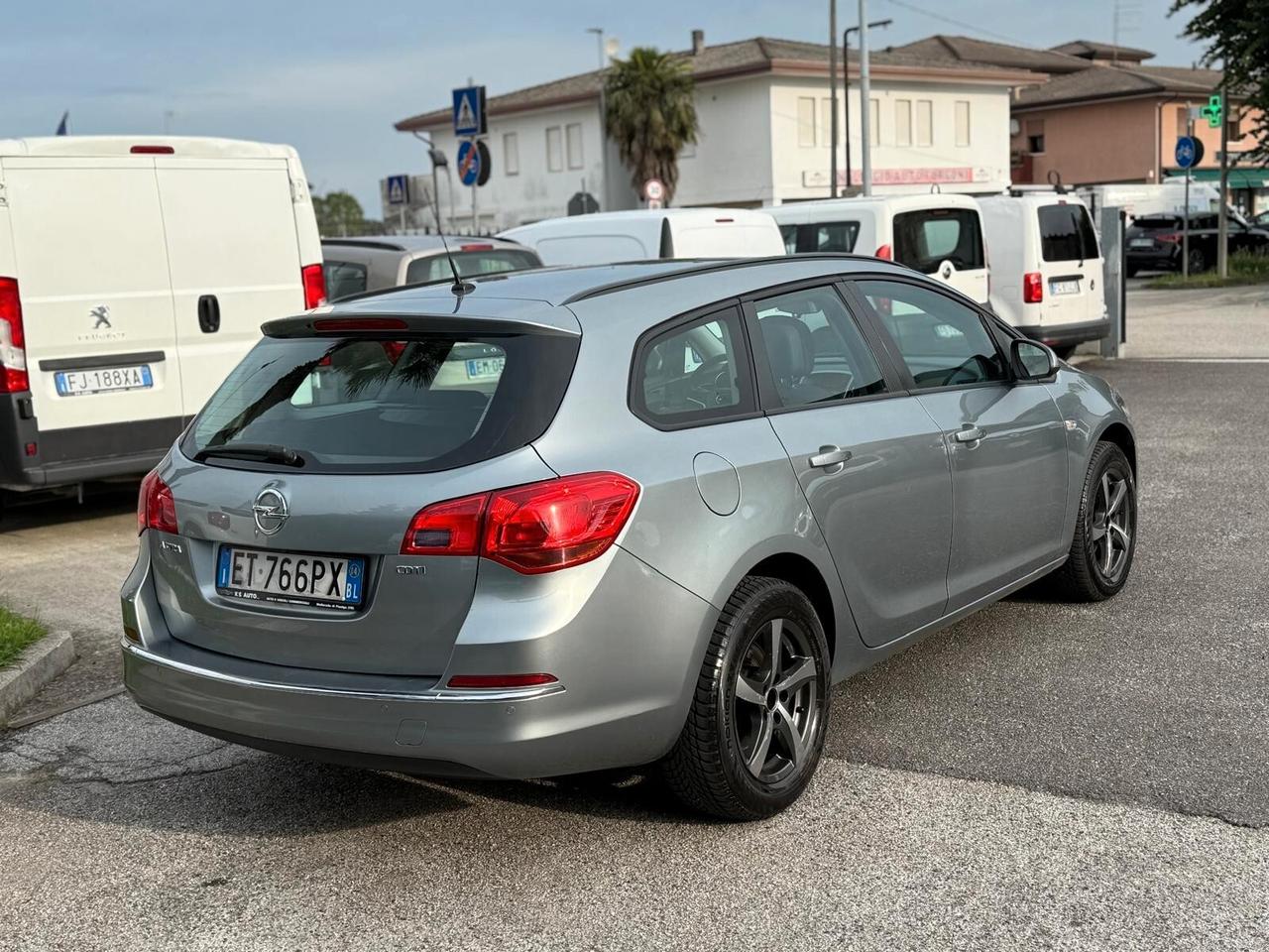 Opel Astra 1.7 CDTI 110CV Sports Tourer Elective Fleet