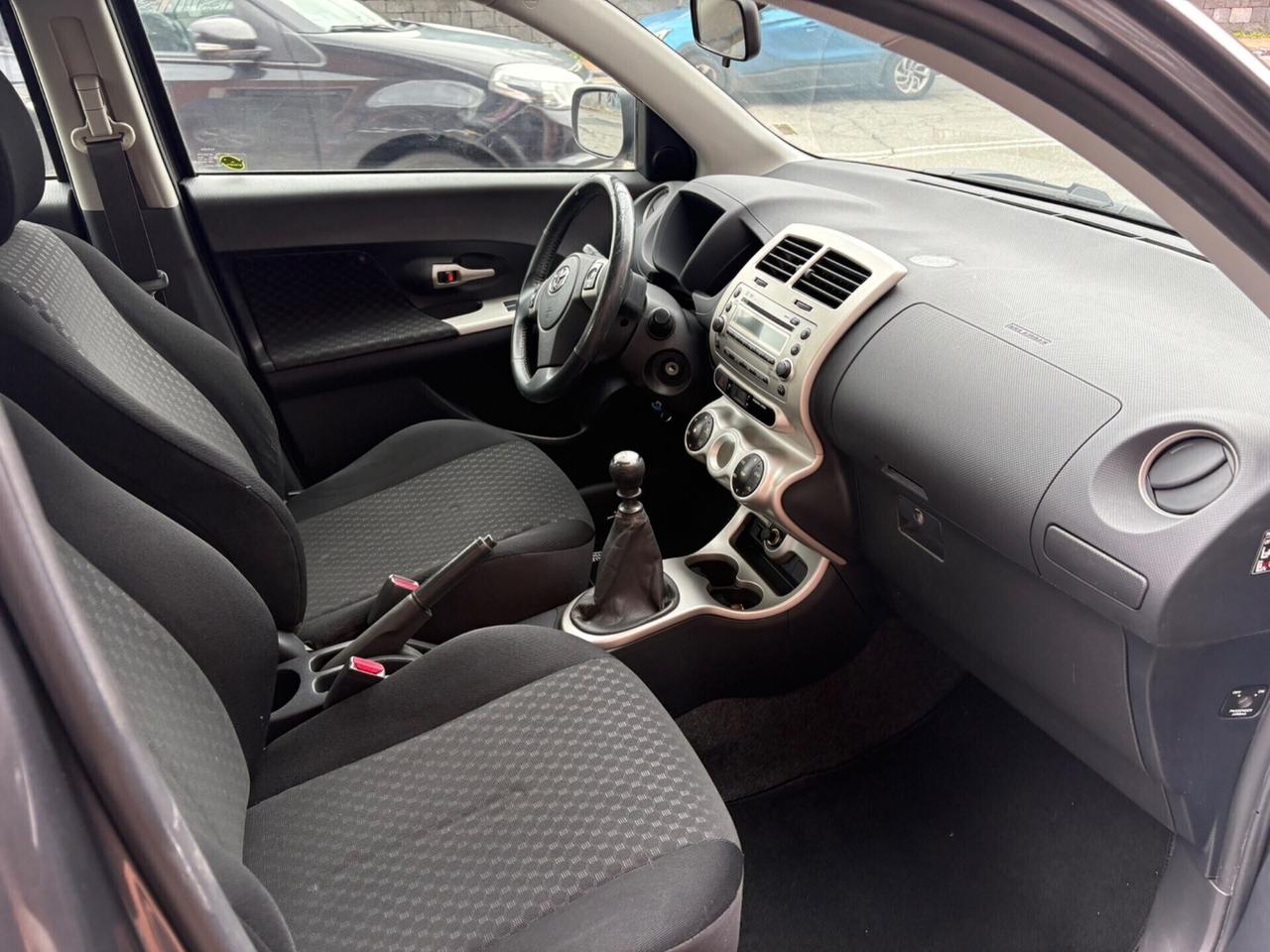 Toyota Urban Cruiser 1.4 D-4D 4X4