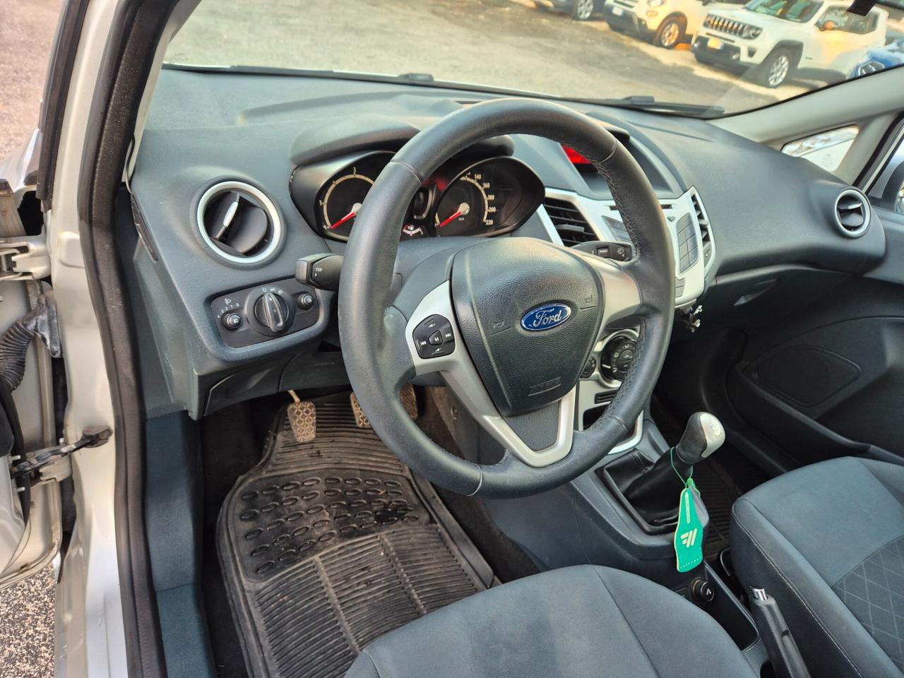 Ford Fiesta Ikon 1.4 TDCi 70CV 5 porte