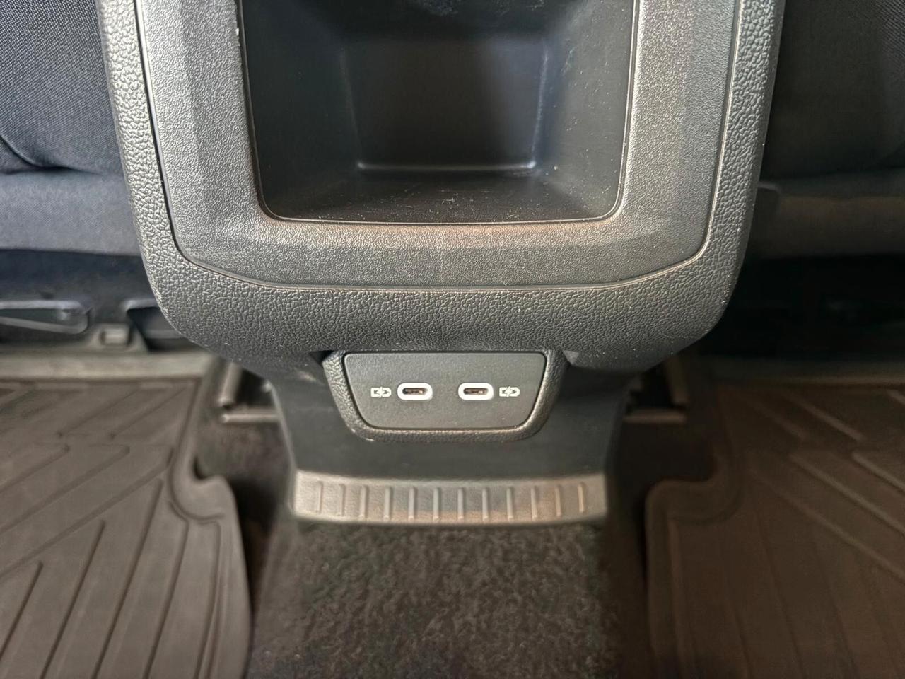 Volkswagen T-Cross R-LINE 1.0 TSi 110CV