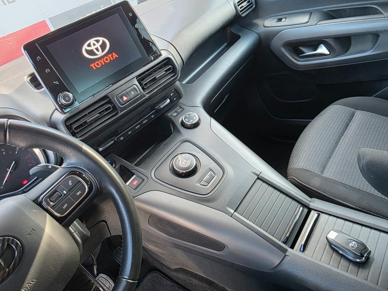 Toyota Proace Proace City Verso 1.2 130 CV S&S Long A/T Luxury