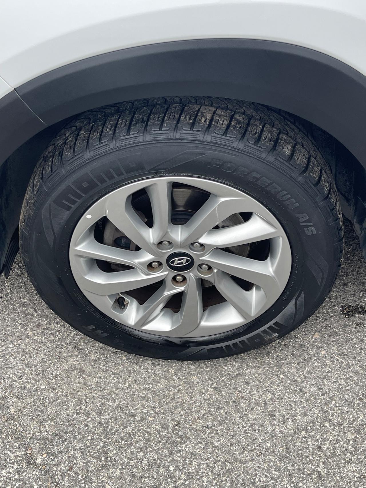 Tucson 1.7 CRDi- Sound Edition-pelle-tetto-unipro-
