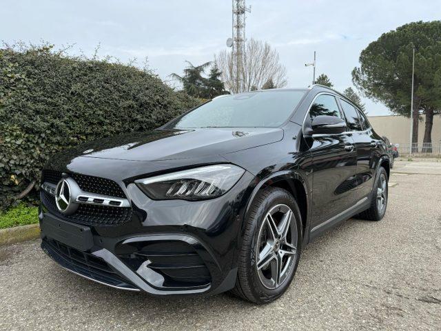 MERCEDES-BENZ GLA 200 d Automatic AMG Line Premium NAVI - LED - 19