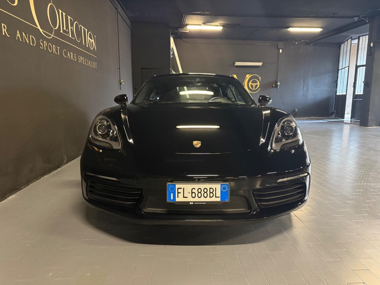Porsche Cayman 718 PDK