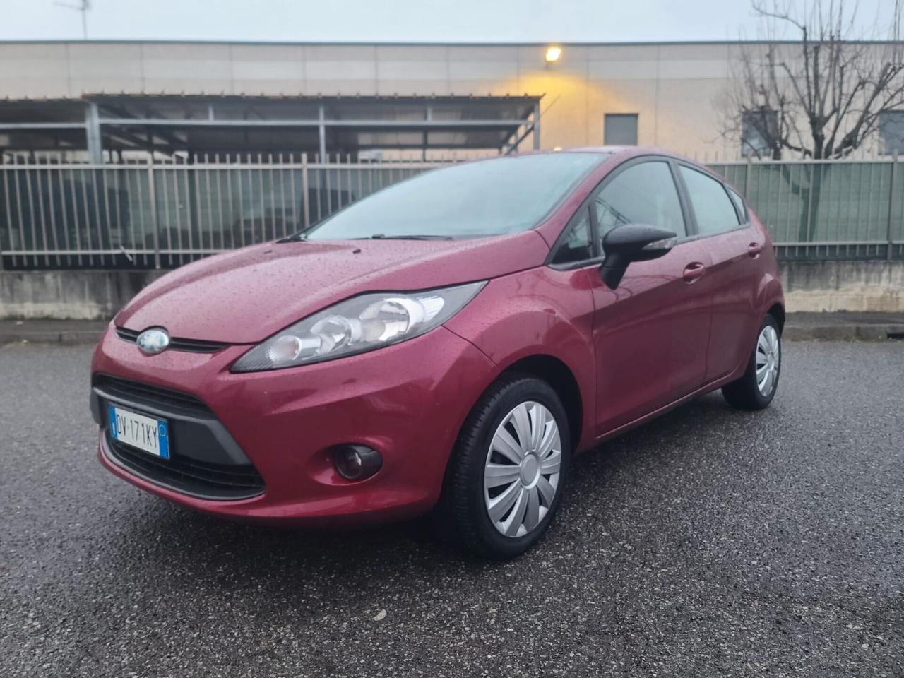 Ford Fiesta 1.2 benz solo 47.000km