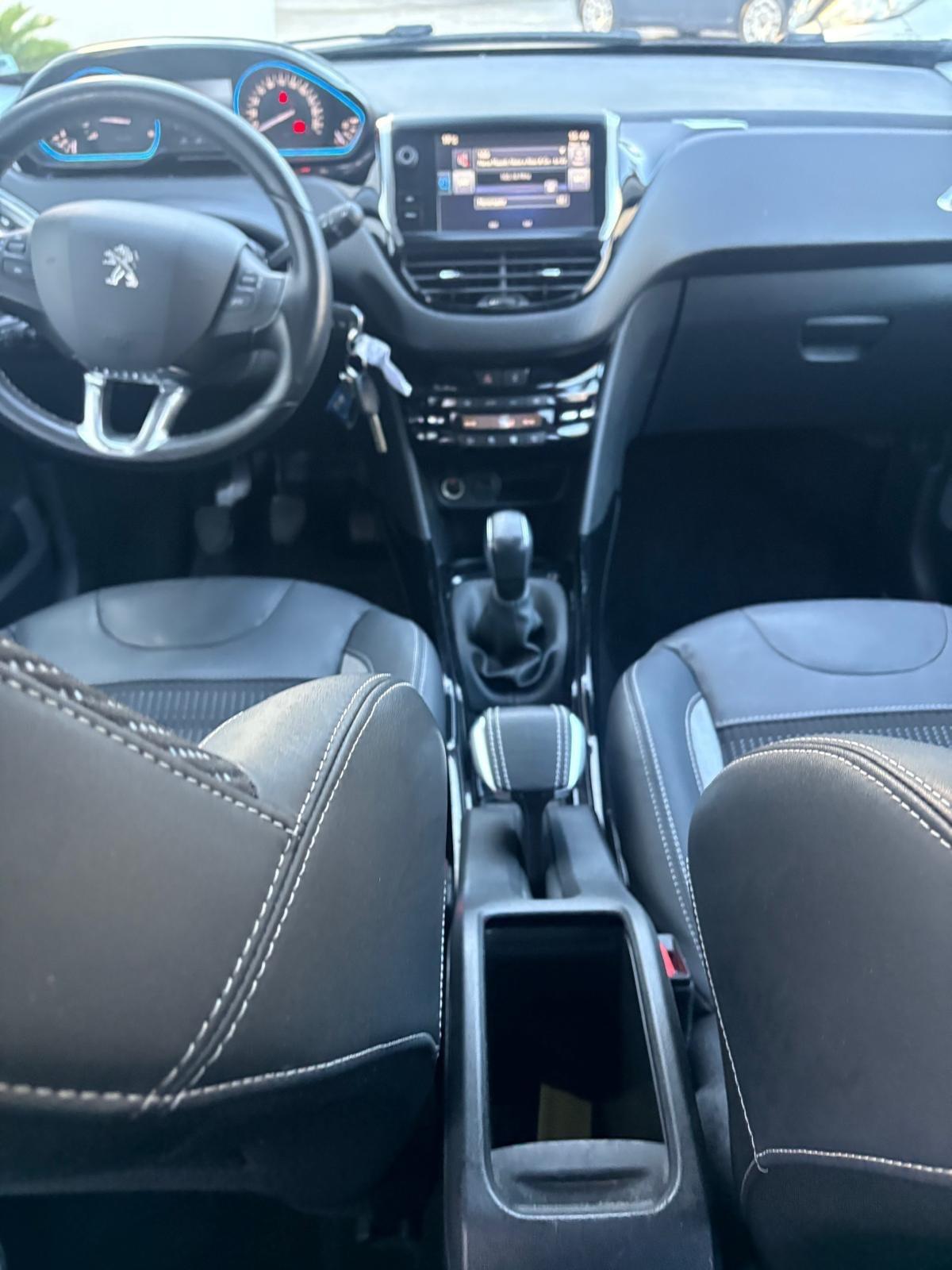 Peugeot 2008 BlueHDi 100 Allure