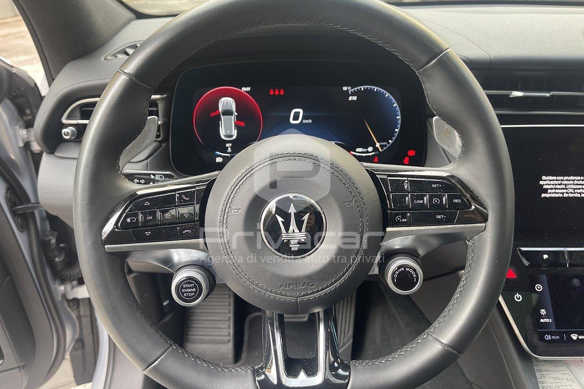 MASERATI Grecale MHEV 300 CV AWD GT