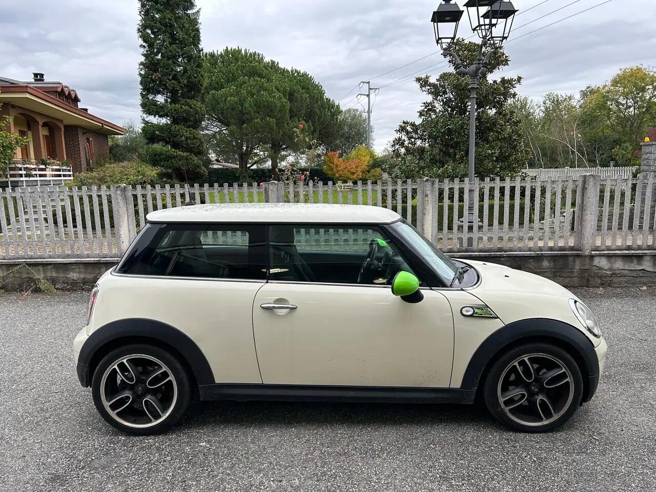 Mini Mini 1.6 16V One D