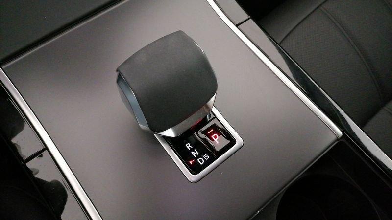 Land Rover RR Evoque Range Rover Evoque 2.0d i4 mhev Dynamic SE awd 163cv auto