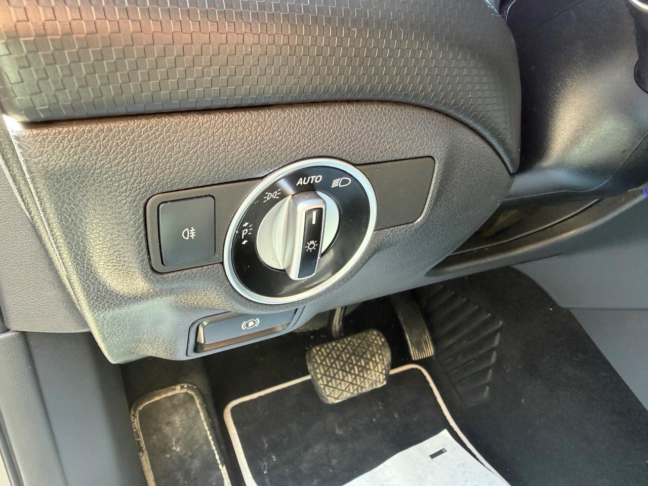 Mercedes-benz A 180 CDI BlueEFFICIENCY Automatic Premium