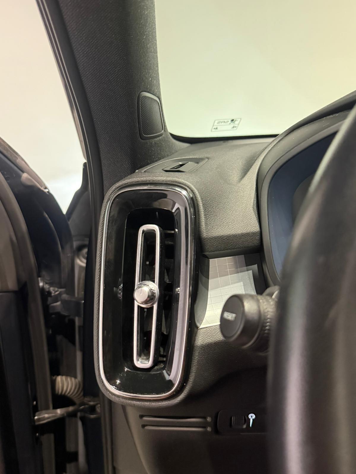 Volvo XC40 D3 Geartronic Momentum Pro