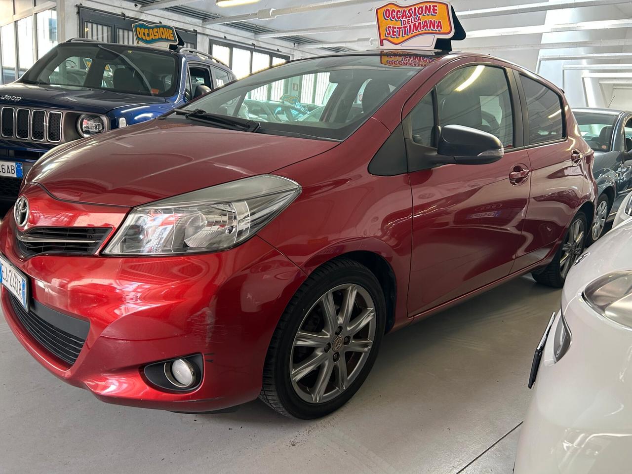 Toyota Yaris 1.3 5 porte Lounge