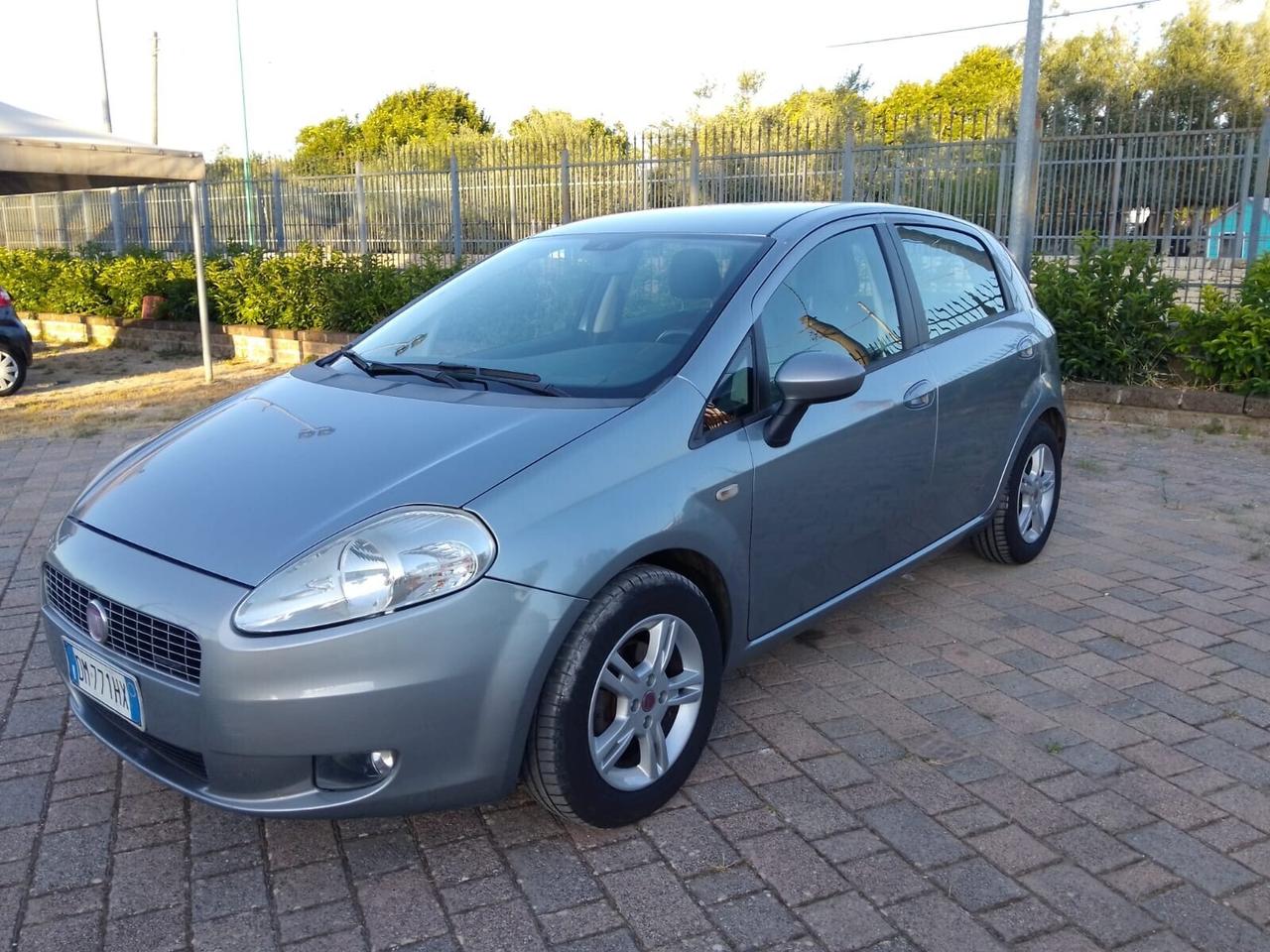 Fiat Grande Punto 1.3 MJT 75 CV 5 porte Dynamic