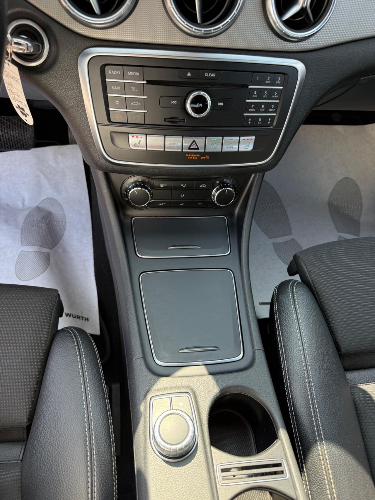Mercedes-benz CLA 220 d Automatic Premium .IVA ESPOSTA