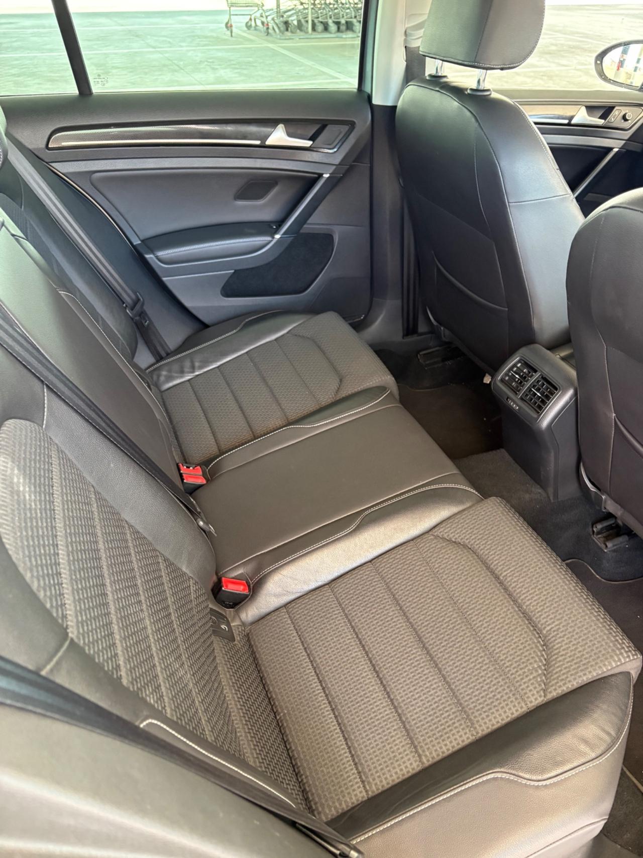 Volkswagen Golf 2.0 TDI DSG 5p. Sport BlueMotion Technology