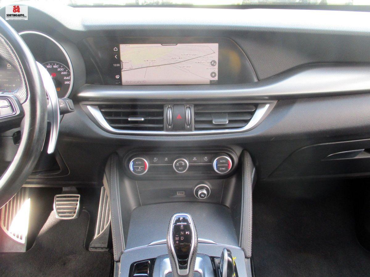 A.R.Stelvio 2.2 T.diesel 190CV AT8 Q4 SPRINT 2021