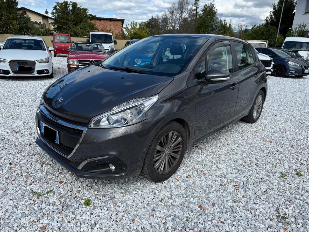 Peugeot 208 PureTech 82 5 porte Allure