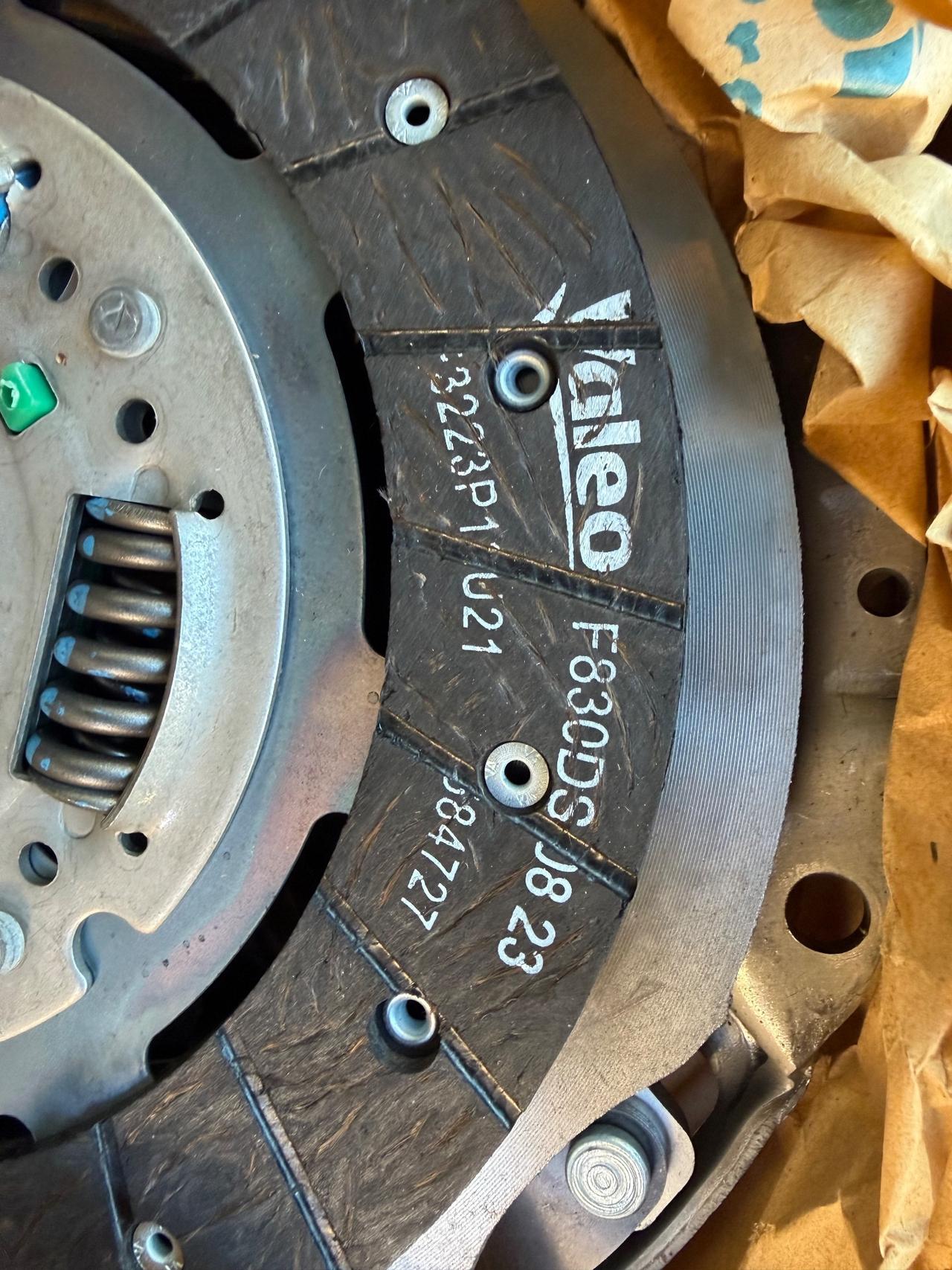 Fiat Grande Punto 1.3 MJT 75 CV- FRIZIONE NUOVA