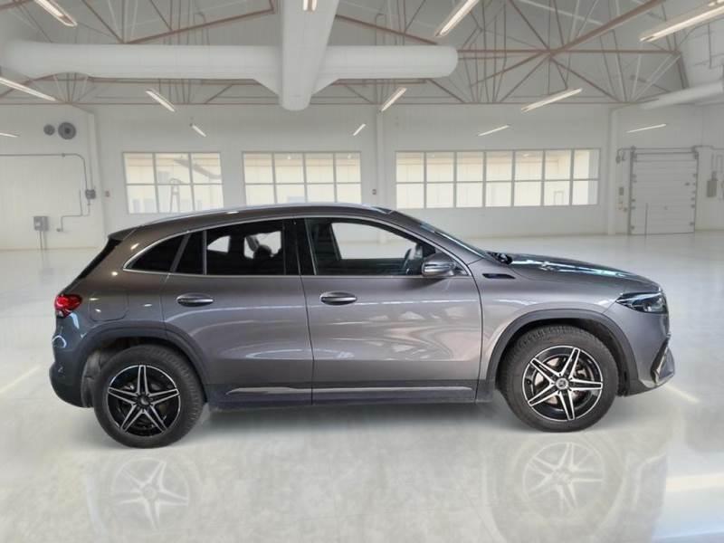 MERCEDES-BENZ EQA 250 PREMIUM SUV