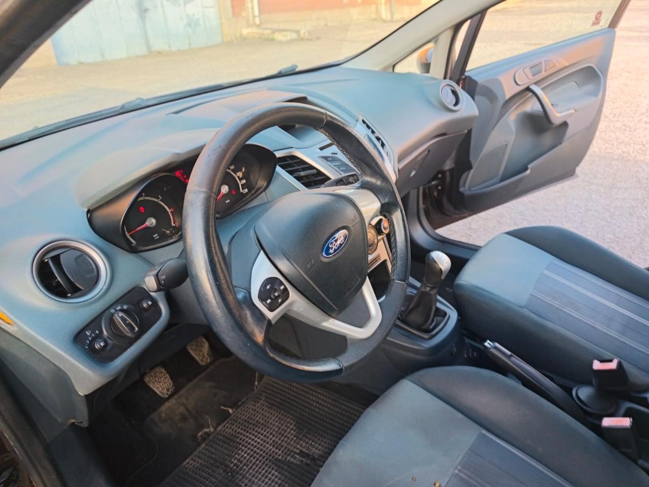 Ford Fiesta 2010---1.4 Benzina GPL