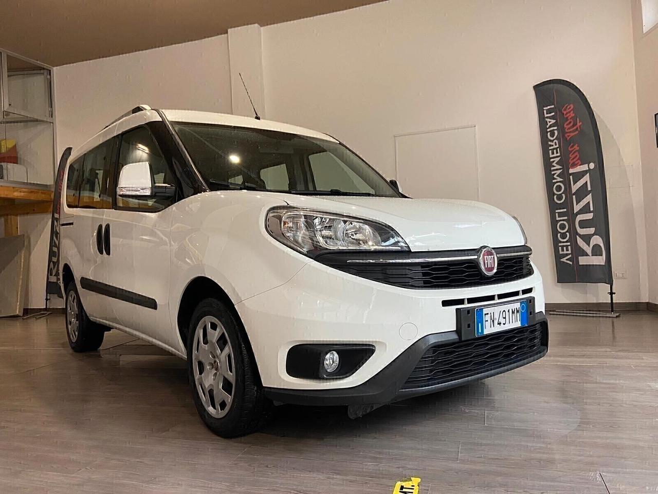 Fiat Doblo Dobl&ograve; 1.6 MJT 16V 120CV Lounge 7 POSTI