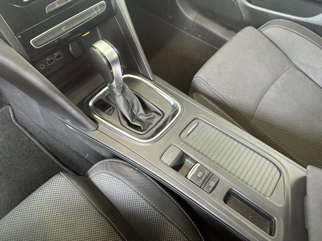 RENAULT Megane SPORTER BLUE DCI 115CV EDC EQUILIBRE