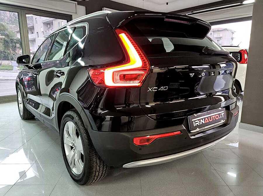 Volvo XC40 D4 AWD Geartronic Momentum