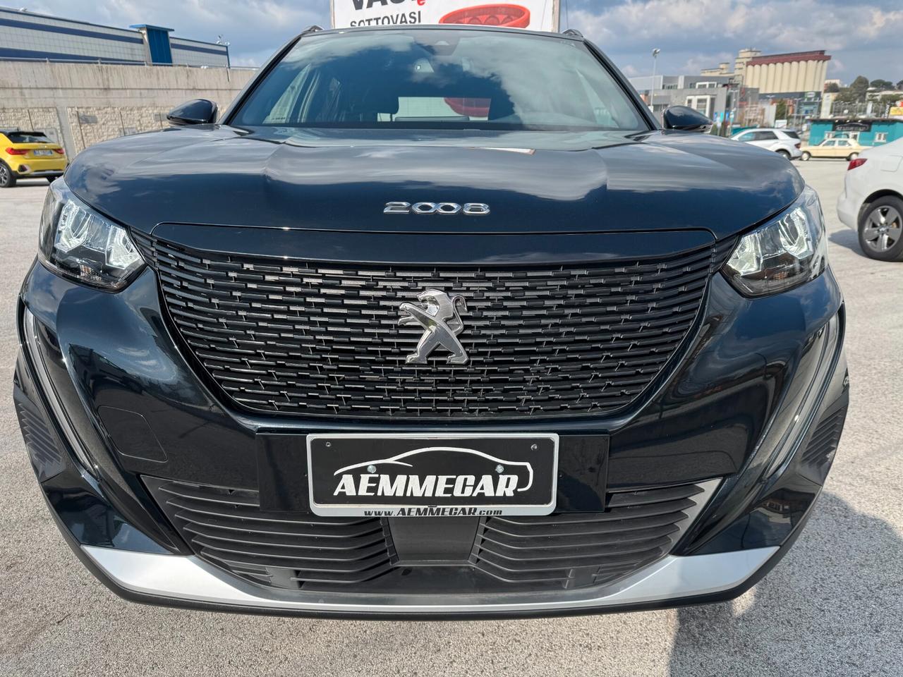 Peugeot 2008 motore elettrico 136 CV Allure