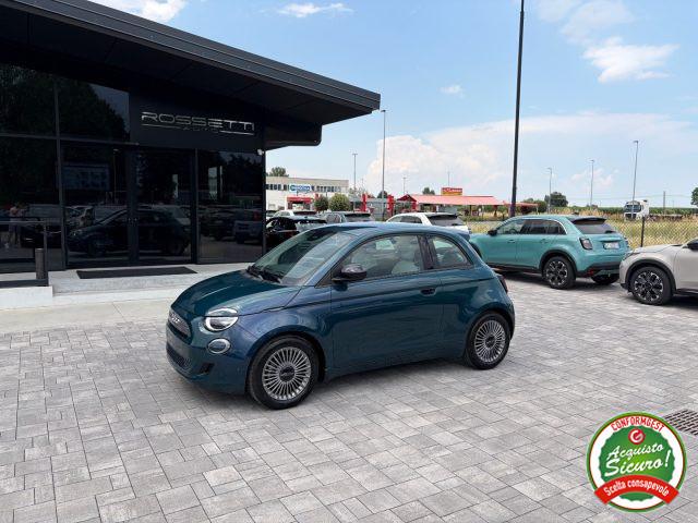 FIAT 500 Hybrid ICON + PACK COMFORT